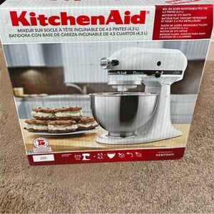 KitchenAid White Tilt-Head Stand Mixer